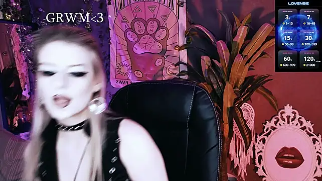 Noah_ElmerX Chat XXX in diretta