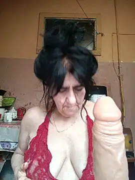 הופעת וובקאם של Lovely_Lori