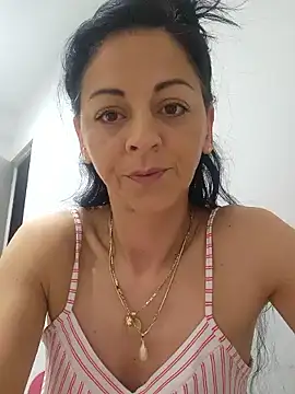 Chat XXX ao vivo de bruneta_sexy23
