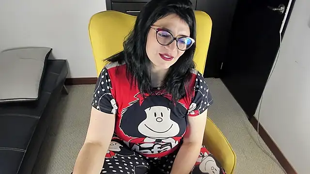 adriana71 即時 XXX 聊天