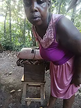 Ledi_brown ওয়েবক্যাম শো