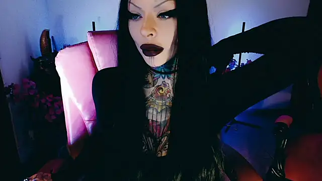 abbypink69 Adlı Modelin Canlı XXX Sohbeti