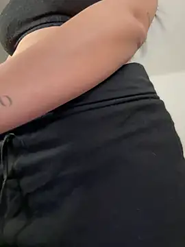 CuteKira7 Adlı Modelin Canlı Sohbet Odası