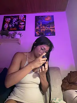 AgathaGeorgiou's Live XXX Chat
