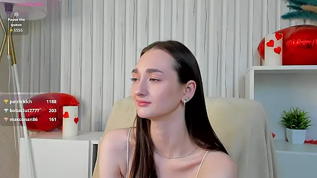 Kelly_Powell Adlı Modelin Canlı XXX Sohbeti