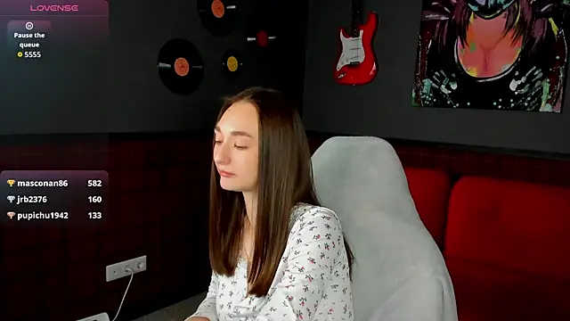 Kelly_PowellのライブXXXチャット