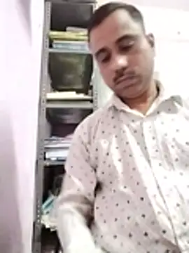 IndianPornStarRaveeのウェブカメラショー