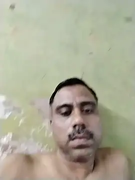 הופעת וובקאם של IndianPornStarRavee