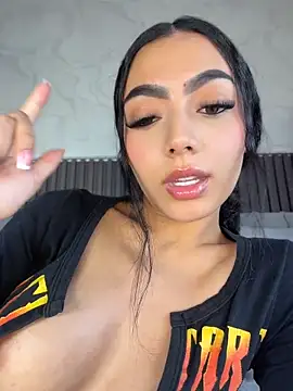 SHANONCLARK's Live Chat Room