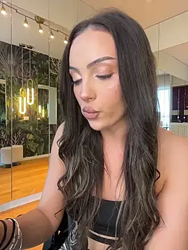 MileySin1111's Live XXX Chat