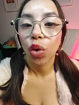 دردشة valentina_swallow الجنسية المباشرة