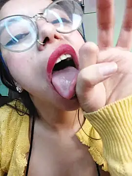valentina_swallow Show Webcam