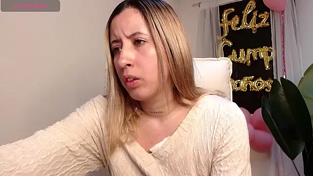 Chatroom XXX en direct de marthina_thompsson