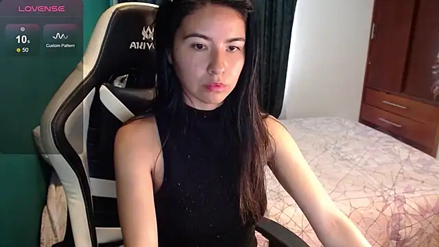alice_middlee 现场XXX聊天