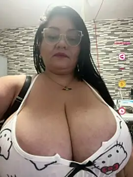 miaboobs19 现场聊天室