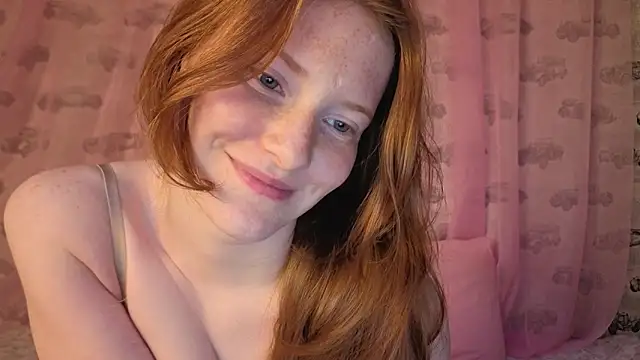 FiaMoor's Live XXX Chat