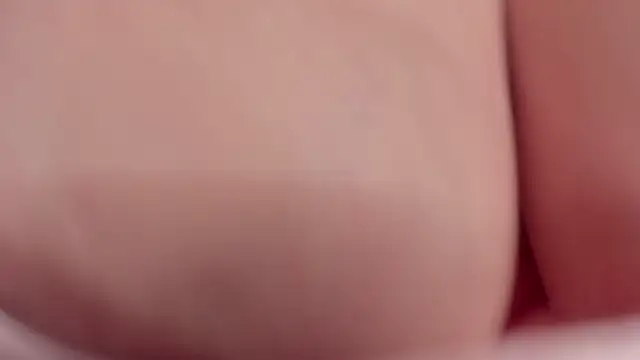 Bilik Sembang Langsung ReynaLuxe