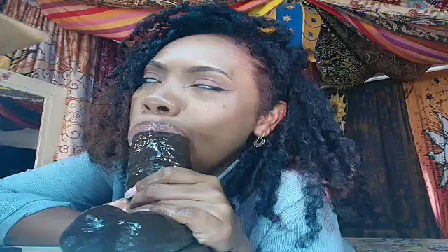 Chat XXX en directo de ElizaGrey_