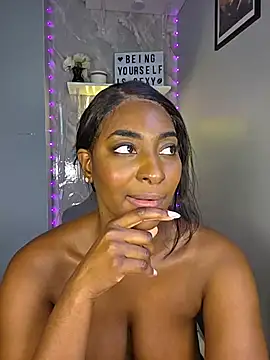 ddlynn Show Webcam
