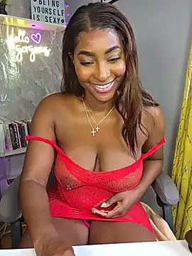 ddlynn Show in webcam