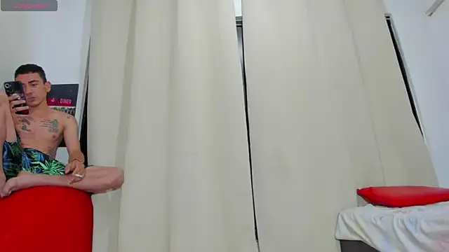 enjoy_hotparty Pertunjukan Webcam