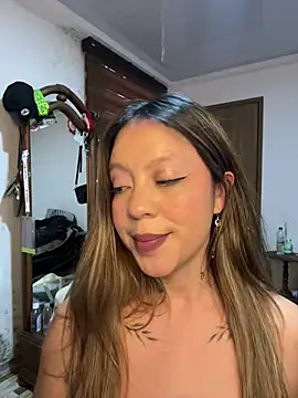 Chat XXX ao vivo de Bruja_lu