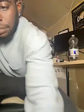 Bigpapiq's Webcam Show