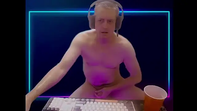 TeximusMax's Webcam Show