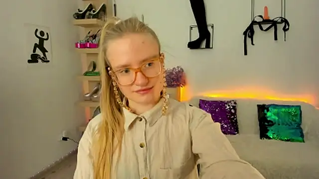 NancyHottie's Live XXX Chat