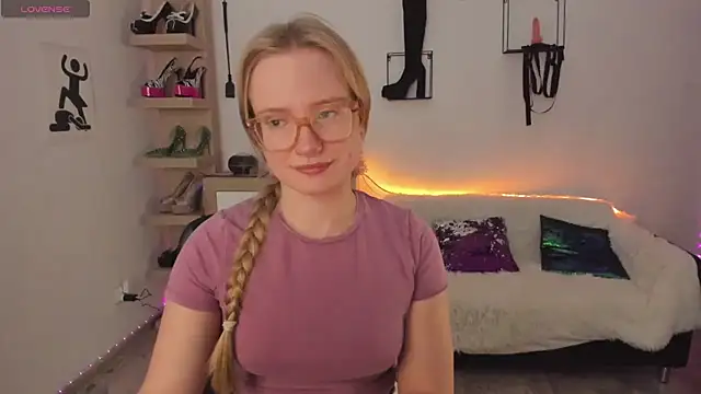 NancyHottie's Webcam Show