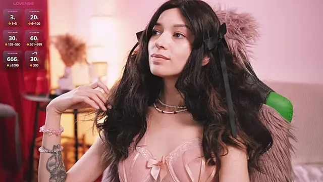 YourDarlingVivian Chat XXX live