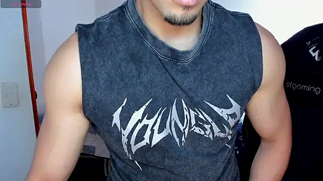 Tommy_Bred webcam show