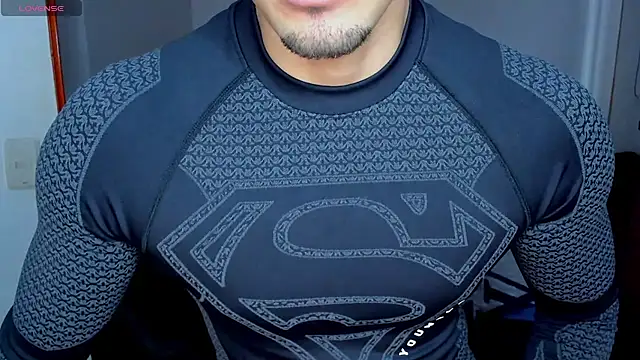 عرض كام Tommy_Bred