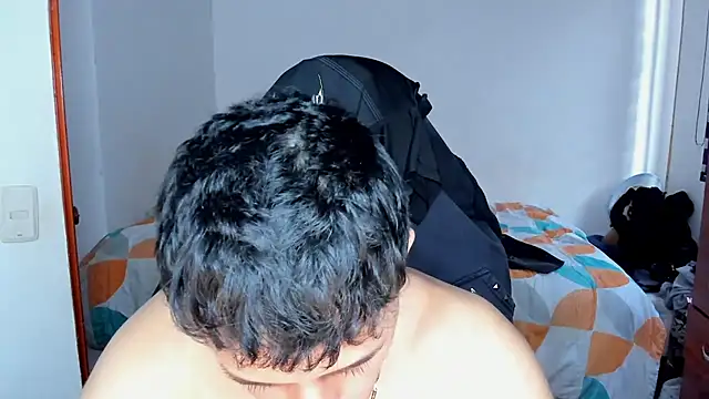 Tommy_Bred 在線直播表演