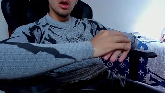Tommy_Bredのウェブカメラショー