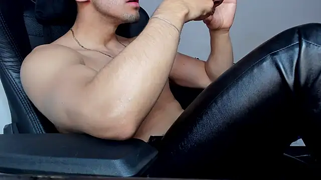 Tommy_Bred Webcam-Show
