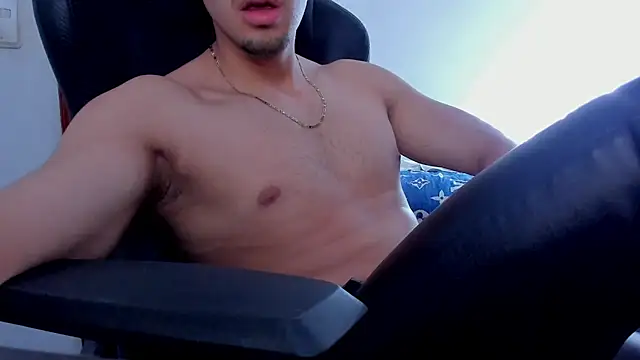 Show de Tommy_Bred na webcam