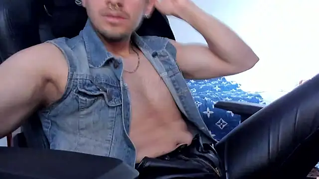 Tommy_Bred Webcamshow