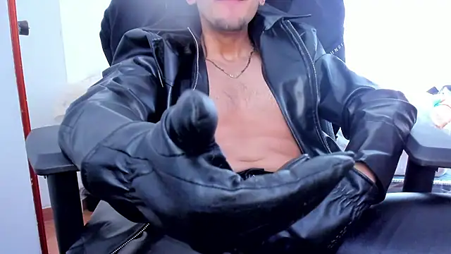 عرض كام Tommy_Bred