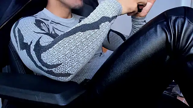 Tommy_Bred webcam show