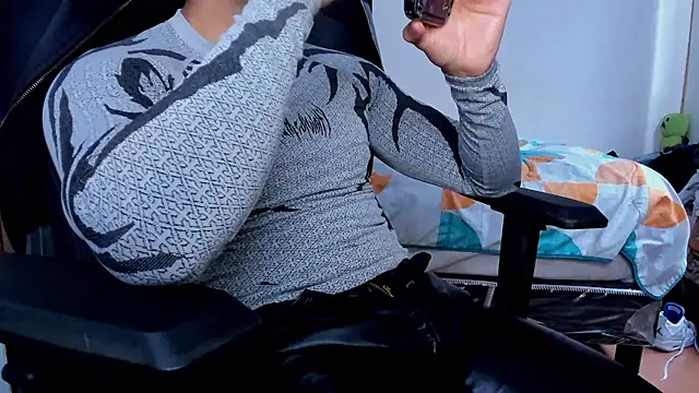 Tommy_Bred: вебкам-шоу
