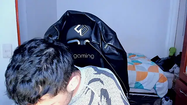 Tommy_Bred Show in webcam