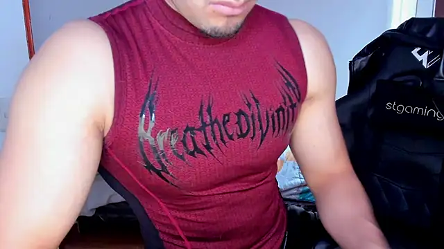 عرض كام Tommy_Bred