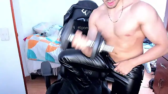 Tommy_Bred Webcam Show