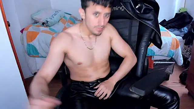 عرض كام Tommy_Bred