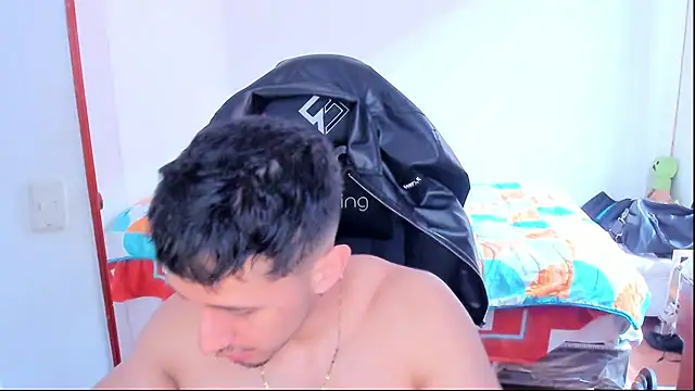 Tommy_Bred Webcamshow
