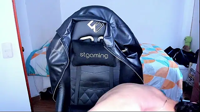Tommy_Bred webcam show