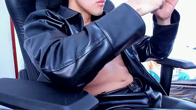 โชว์เว็บแคมของ Tommy_Bred