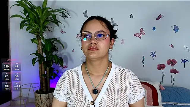 VICTORIABLACK_@xh Chat XXX in diretta