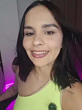 heyshaa's Live XXX Chat